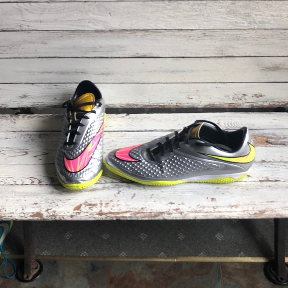 nike hypervenom indoor shoes